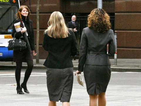 http://www.businessinsider.com/why-companies-need-to-get-rid-of-their-dress-codes-2012-9